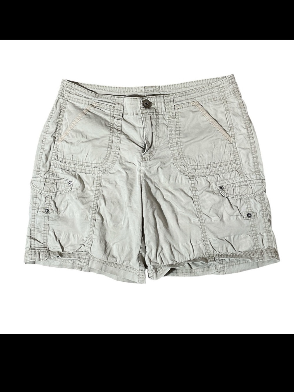 C33- Women's Size 6 Khaki & Co.  Gray Cargo Shorts
